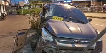 Así quedó el vehículo de Freddy Rincon. Foto: Telepacífico Noticias