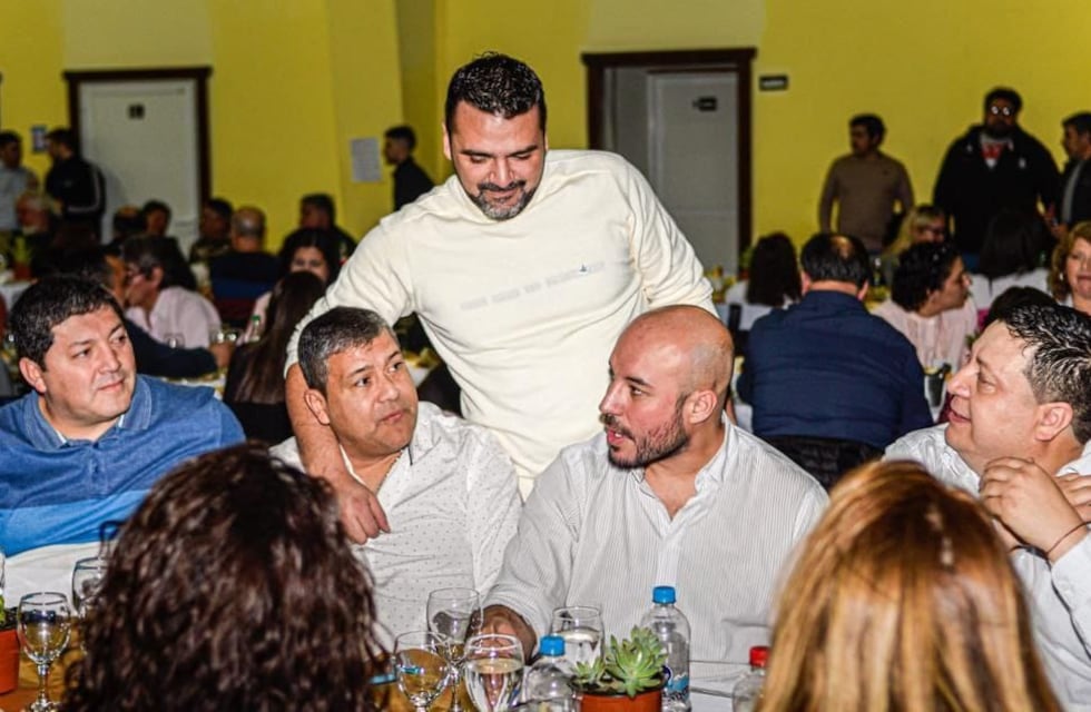 Gran agasajo de la Municipalidad a taxistas de Ushuaia en su Día