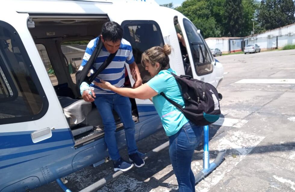 Helicóptero provincial: un traslado de emergencia en alta montaña