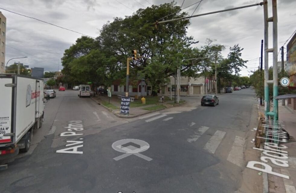 Inseguridad en Córdoba: los vecinos se defienden de un ladrón que robaba en la calle