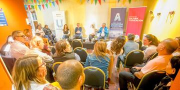 Finalizó el ciclo de charlas sobre “Identidad Bicontinental”