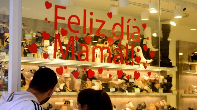 Los 5 regalos más buscados por los cordobeses y que salen menos de $10.000. (José Gabriel Hernández / La Voz)