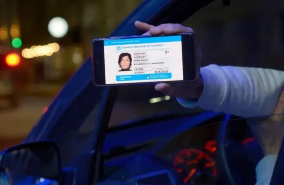 Córdoba adhirió parcialmente al carné de conducir digital nacional: cuáles son las condiciones