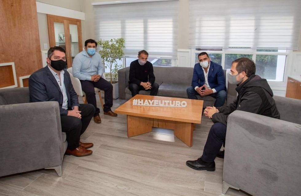Vuoto, Harrington y Pérez se reunieron con el Ministro Katopodis y el Secretario Gill