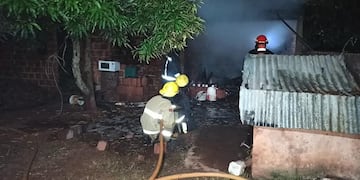 Trabajaron en el lugar dos dotaciones con un total de 20 bomberos voluntarios.