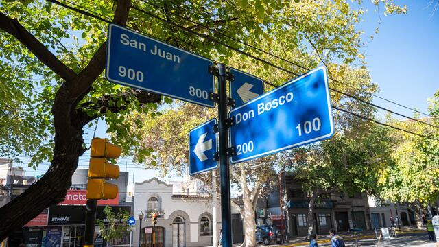 La Ciudad terminó los trabajos de rehormigonado de la esquina de San Juan y Donbosco, el sector quedó hoy habilitado al tránsito.