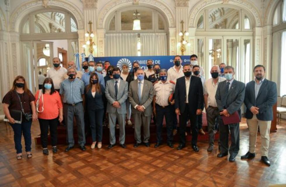 Los 21 cuerpos de Bomberos Voluntarios recibirán una inversión millonaria