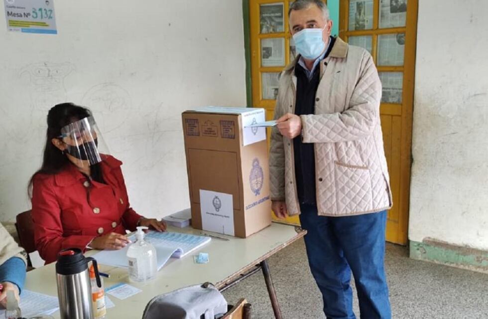 Osvaldo Jaldo: “Que esta fiesta de la democracia sea una posibilidad para elegir libremente”