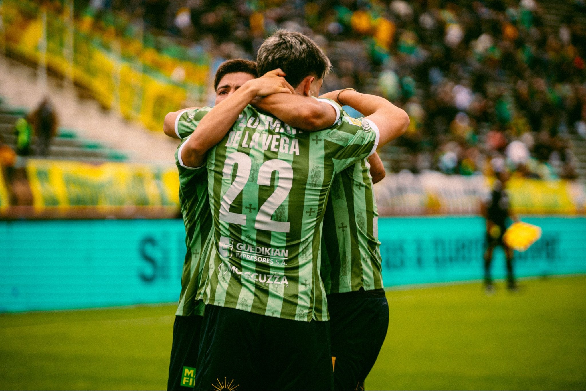 Aldosivi festejando su gol ante Huracán. (Prensa Aldosivi)