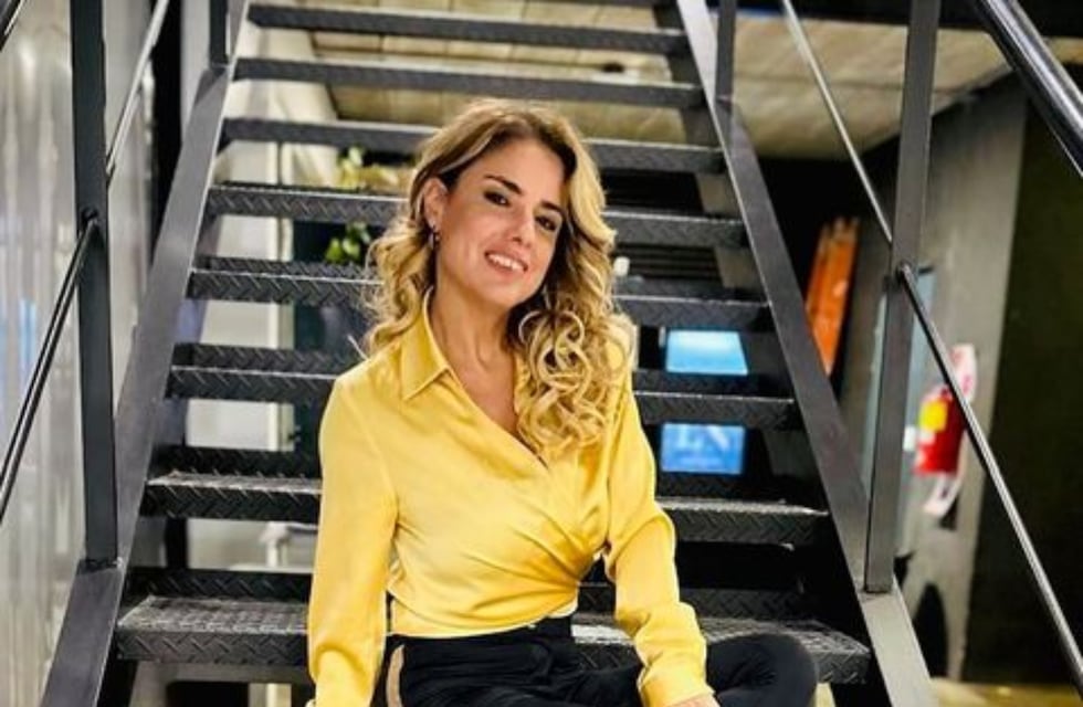 Marina Calabró posó en crop top y minishort y se llevó el piropo de Rolo Barbano