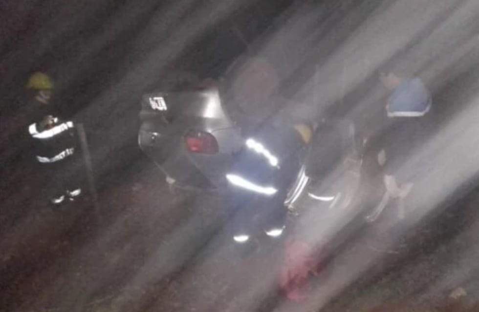 Lamentable accidente en Itacaruaré: dos personas fallecidas