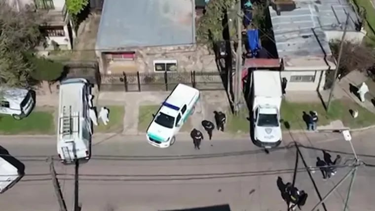 La casa del triple crimen que conmociona al país.