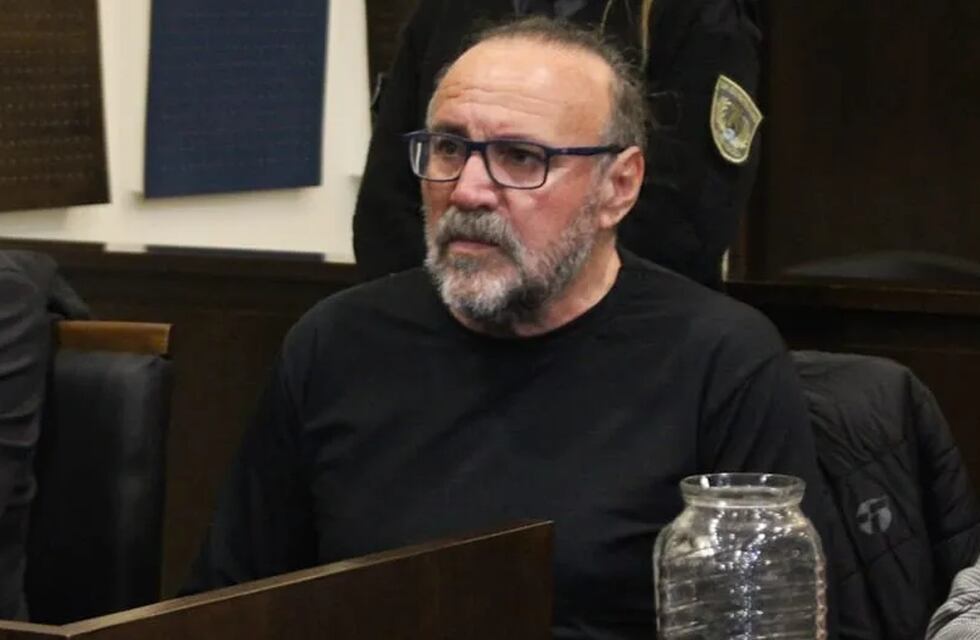 “De película”, la foto de Cacho Garay esposado en el penal: su exesposa dio detalles de la causa y contó como se siente