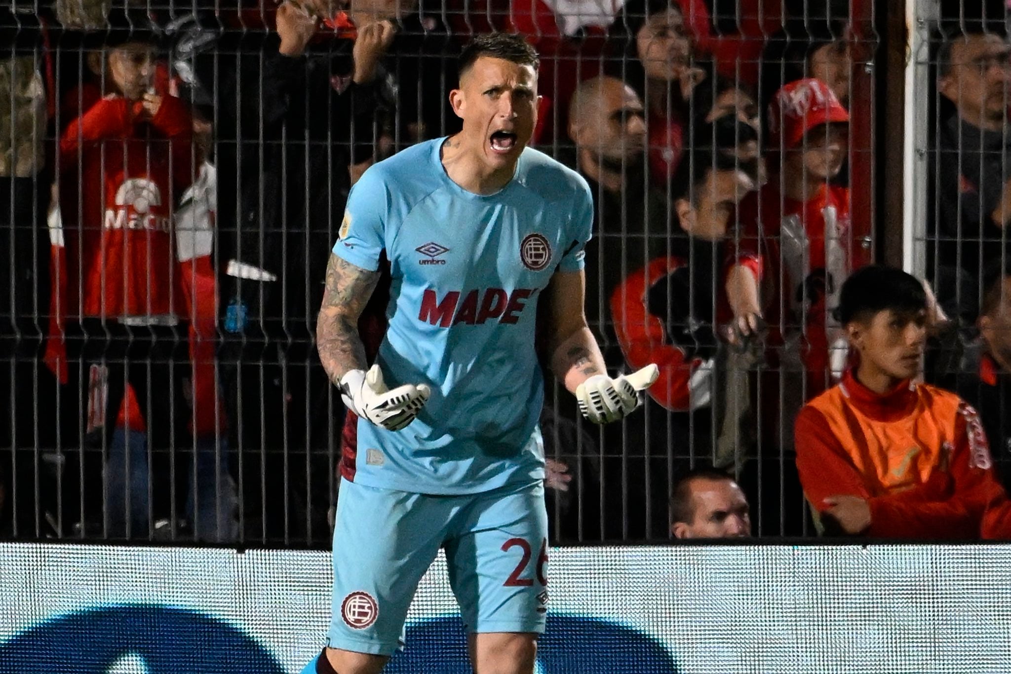 Otra noche de alto nivel de Nahuel Losada, ex Belgrano, en el empate con Instituto.