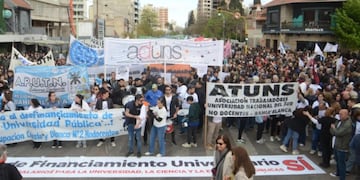 Habrá paro universitario tras el veto de Milei. (Foto: La Nueva).