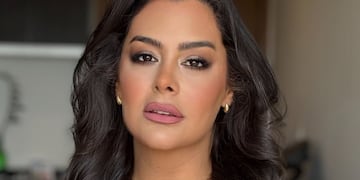 Encaje y transparencias: Larissa Riquelme posó con el look más jugado y levantó la temperatura