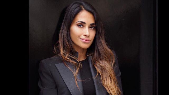 Antonela Roccuzzo es un imán en Qatar, todos quieren una foto con ella.