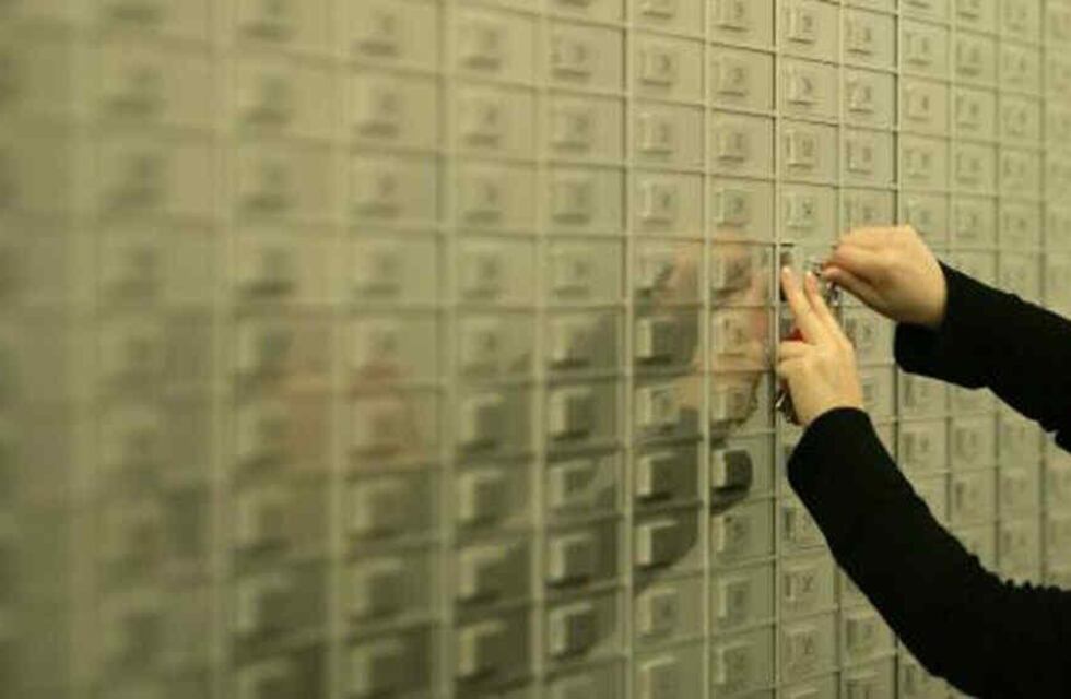 La policía de Tres Arroyos investiga el robo de 90 mil dólares de la caja de seguridad de un banco