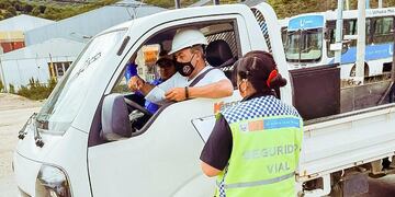 El área dependiente de la Secretaria de Protección Civil del Ministerio de Gobierno, realizó 55 operativos de control y prevención vehicular en toda la provincia.