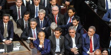 Expectativa por la reunión con gobernadores. Foto Federico Lopez Claro