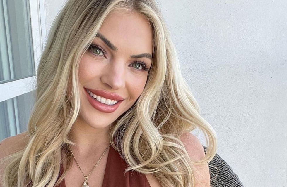 Era una porrista reconocida, se creó un perfil en OnlyFans y la despidieron de la peor manera