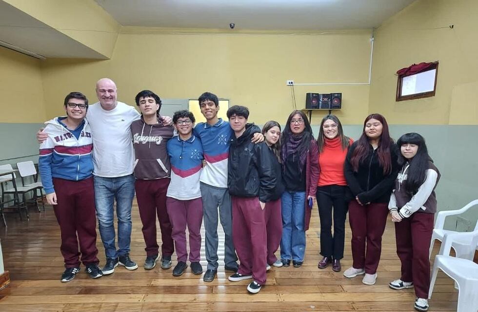 Alumnos realizarán pasantías en el Instituto Municipal de Deportes