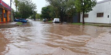 Algunos sectores de la localidad se vieron abnegados a raíz de las intensas lluvias.