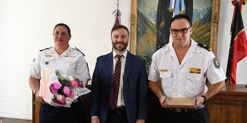 El intendente Francisco Azcué participó este jueves del acto conmemorativo por el 191° aniversario de la creación de la Policía de Entre Ríos.
