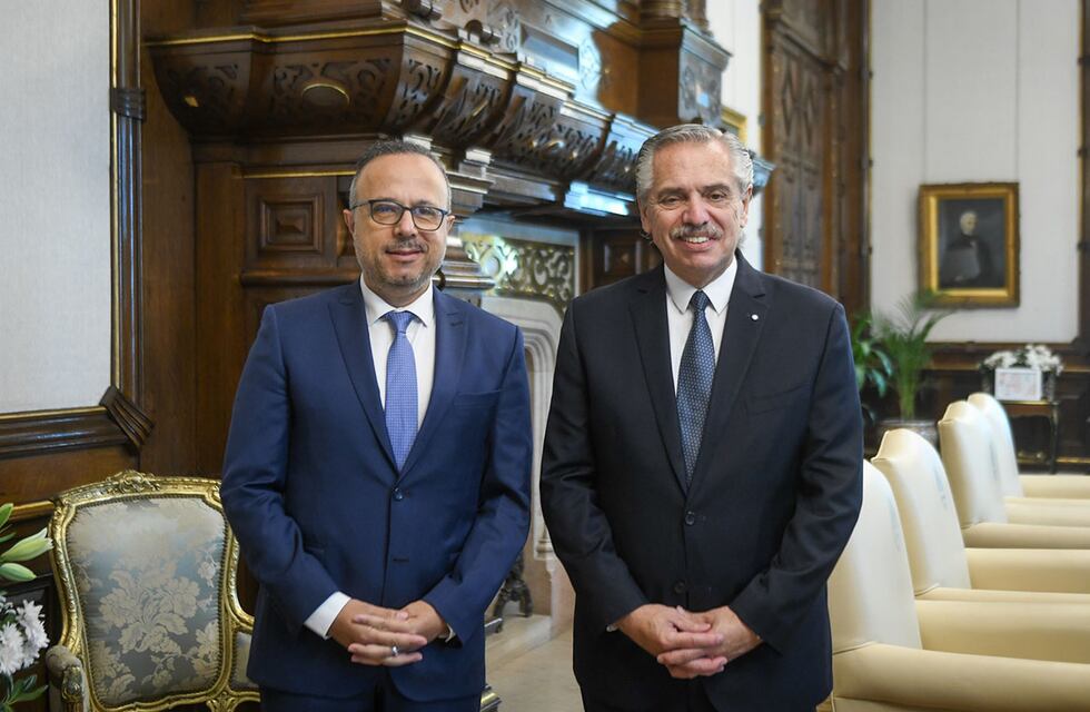 Cuantos funcionarios renunciaron durante la gestión de Alberto Fernández