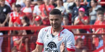 "Maravilla" Martínez, el hombre gol de Instituto. La ilusión es que pueda dar el sí para quedarse (Prensa Instituto)