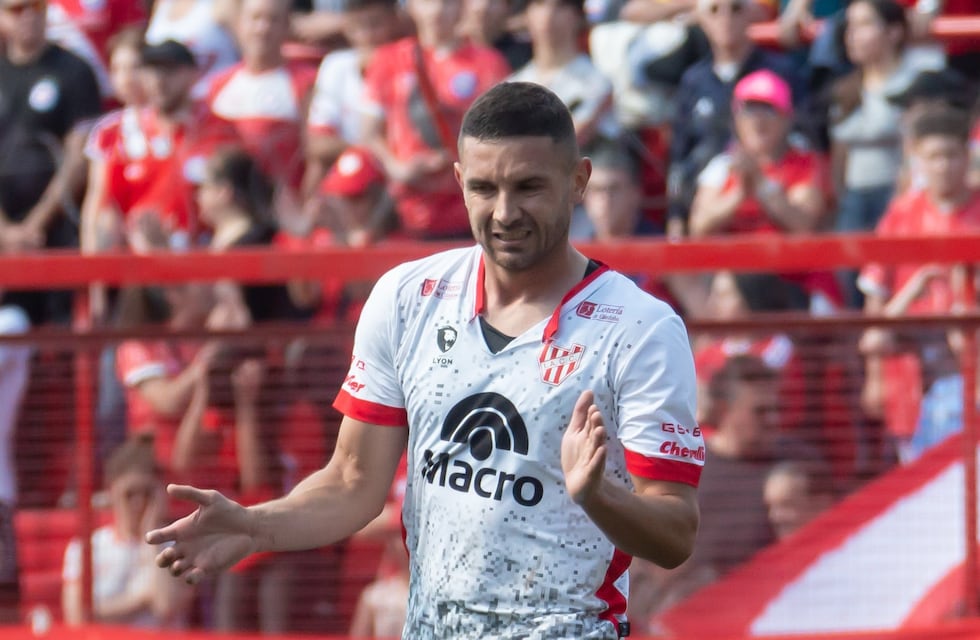 Argentinos Juniors - Instituto: con suspenso, el gol de Adrián Martínez