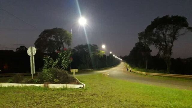 San Pedro: Energía de Misiones colocó luminaria LED