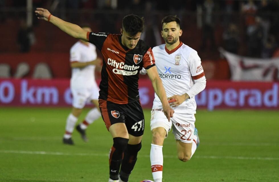 Newell’s cayó con Huracán y sigue agrandando la distancia con los primeros puestos del torneo