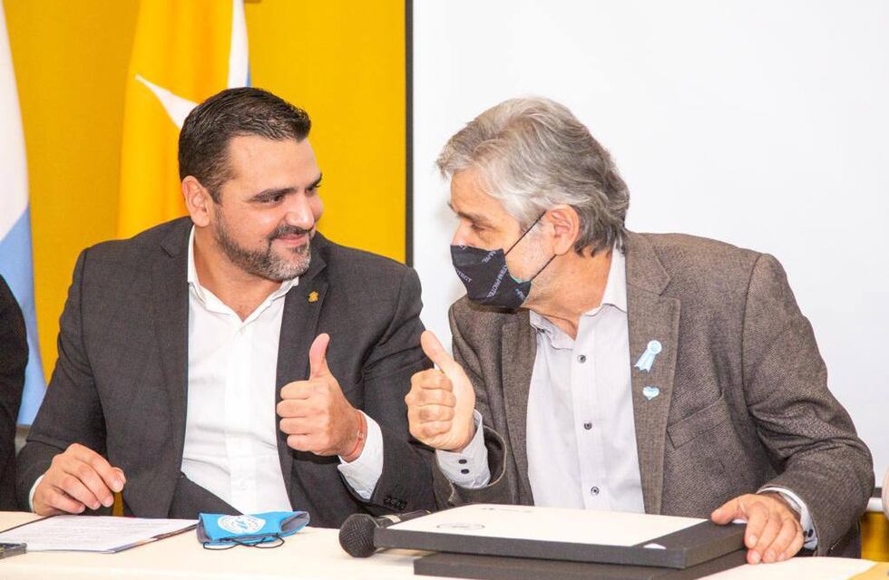 Vuoto y Filmus firmaron acta de compromiso para la construcción del CITEAS