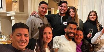 Carlos Tévez está de visita en Salta.