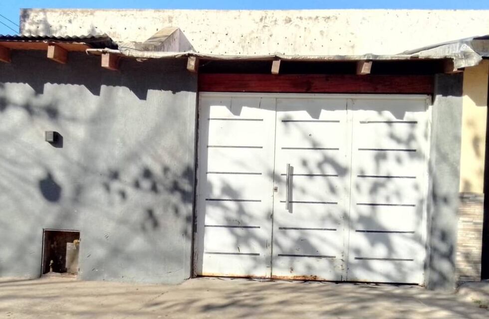 Crimen en Villa Gobernador Gálvez: lo balearon en la cabeza dentro de su casa