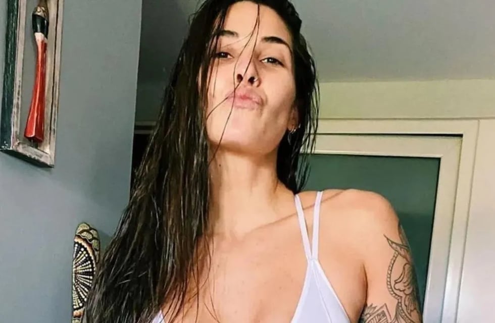 En crop top y pollera tiro alto, Ivana Nadal saludó a sus fanáticos y causó sensación en Instagram