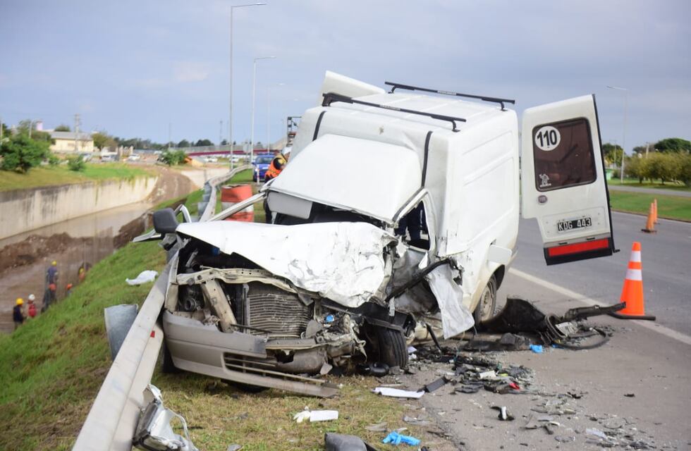Tragedia en Córdoba: hay un muerto tras un choque frontal en Circunvalación