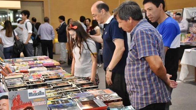 Feria del libro en Concordia.