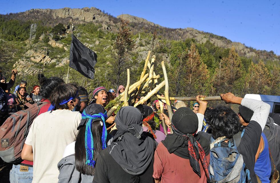 Conflicto Mapuche: la autopsia determinó que el joven murió por un disparo en el tórax