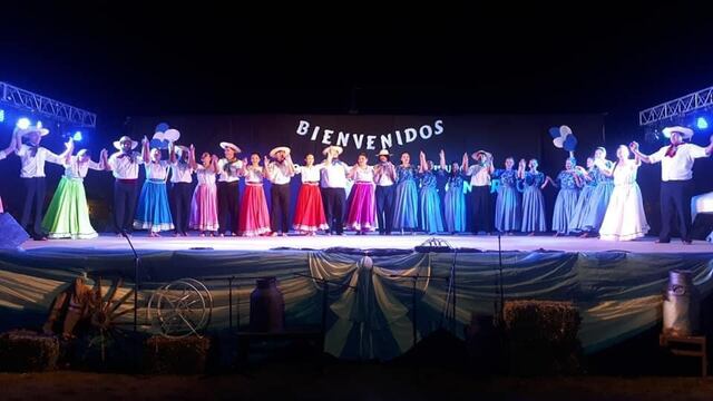 Soldini festejó por todo lo alto un nuevo aniversario del Instituto El Cimarrón (Facebook Eli Sandoval)