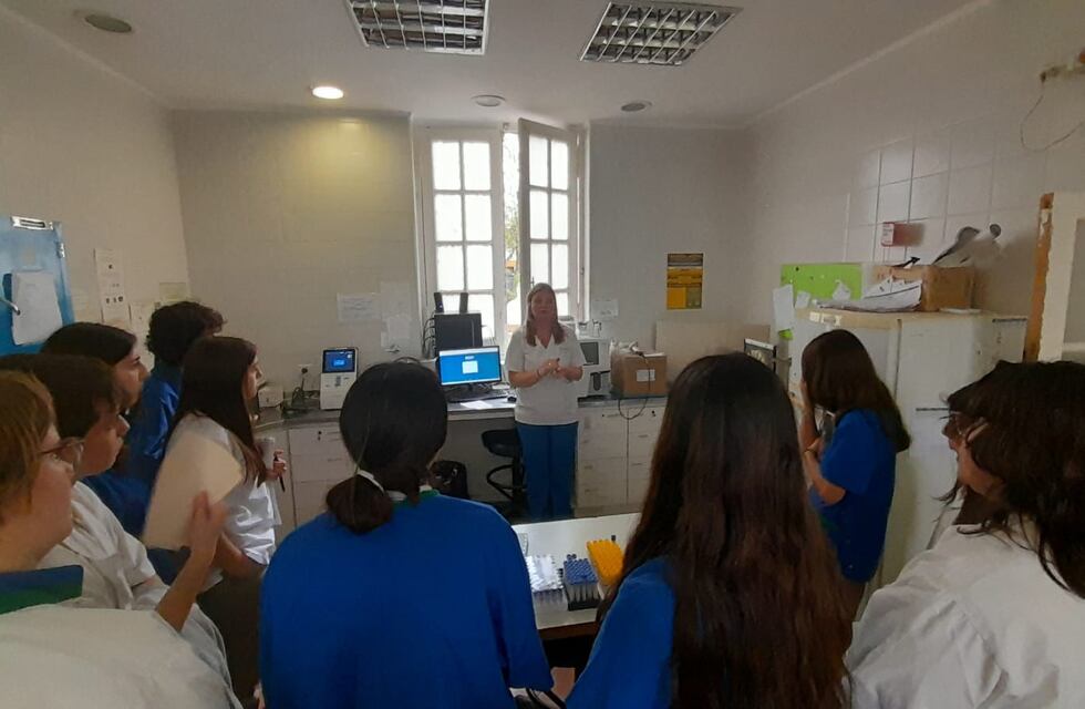 Digitalización: Conociendo el laboratorio sin papel del Centro de Salud de Tres Arroyos