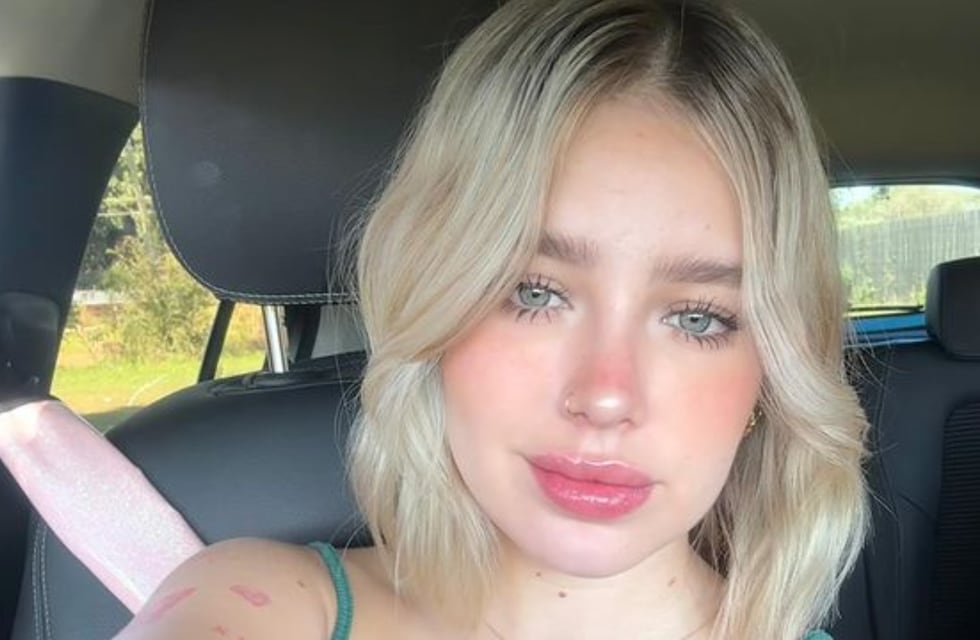 Coti Romero inauguró la temporada de pileta con una infartante microbikini