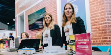 Adolfo Gonzales Chaves dejó su huella en la Feria Internacional de Turismo