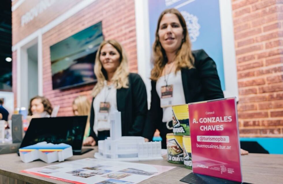 Adolfo Gonzales Chaves dejó su huella en la Feria Internacional de Turismo