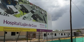 El Gobierno demandará a la empresa constructora Danilo De Pellegrion por incumplimiento del contrato en la obra del Hospital de Luján. Los Andes