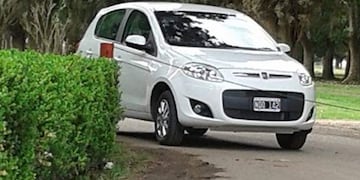 Zavalla: robaron un auto a plena luz del día (Yanina Goro)