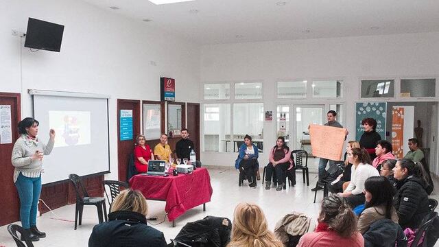 Tolhuin: se realizó el taller de ESI para profesionales de educación y salud