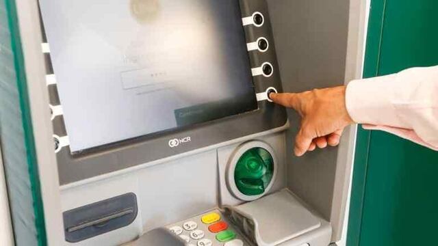 Robaron casi un millón de pesos en cajeros automáticos de Córdoba.