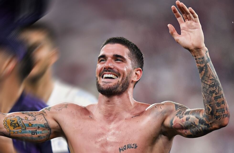 Rodrigo De Paul no se contuvo y se sumó a los cantos de la hinchada en la previa de Argentina - Australia